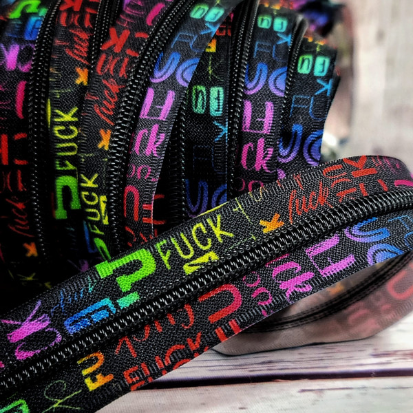 Nylon-Reißverschluss | endlos | Spirale 5mm | FUCK | schwarz/bunt