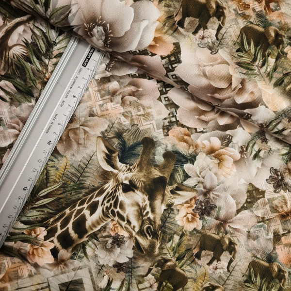 Canvas | Baumwolle | bedruckt | Giraffe in flowers | creme/bunt