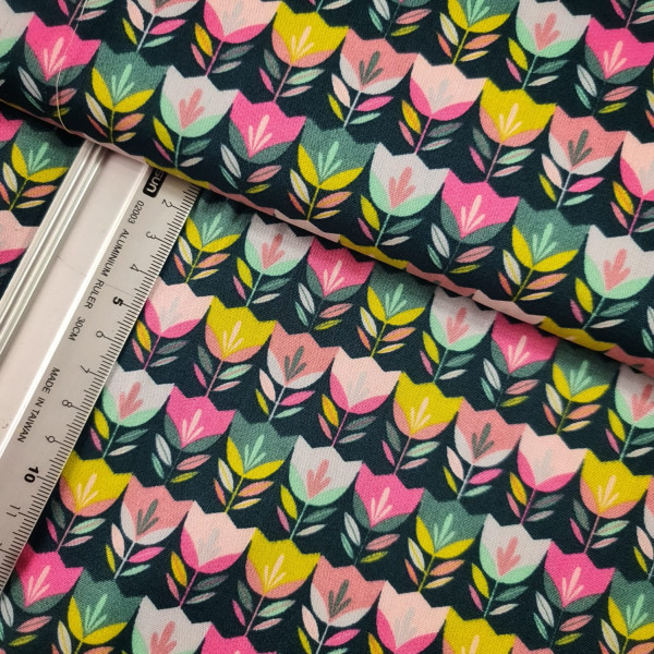 Baumwolle | bedruckt | bunte Tulpen | schwarz