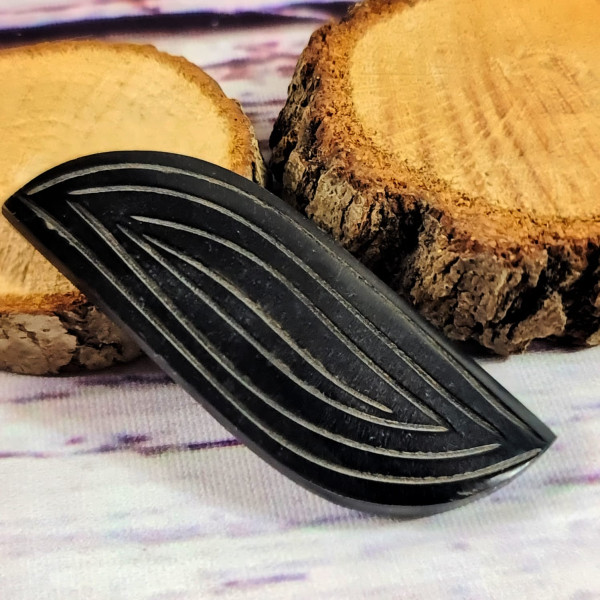 1 Knopf | Kunststoff | Öse | ca.55mm x 20mm | Blatt