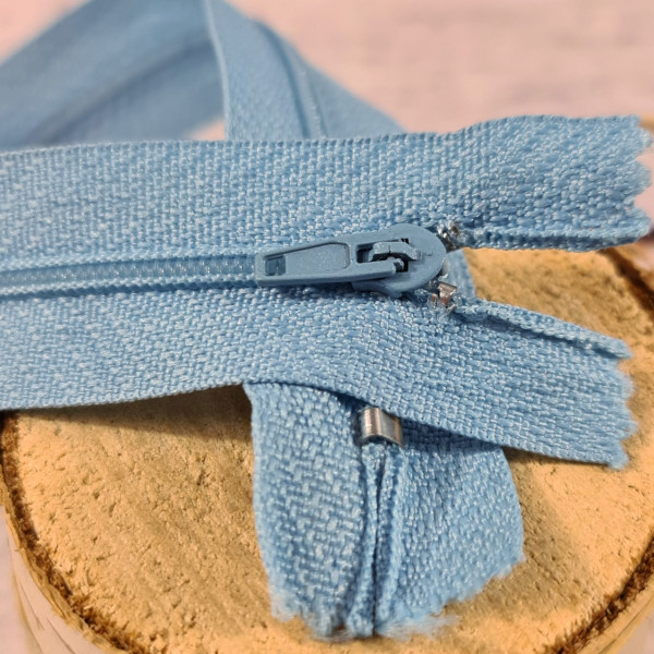 1 Reißverschluss | nicht teilbar | 30cm | Nylon | 3mm Spirale | blau
