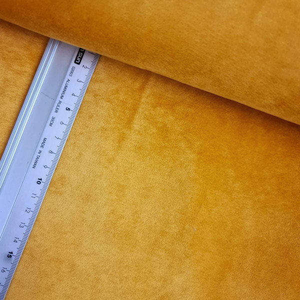 Nicky | uni | safran