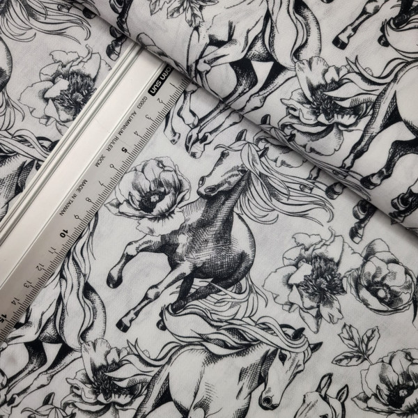 Baumwolle | bedruckt | Horses | weiß/grau