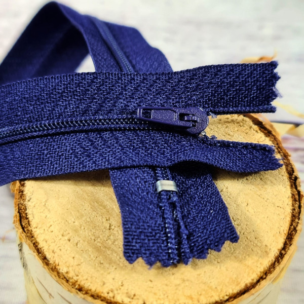 1 Reißverschluss | nicht teilbar | 30cm | Nylon | 3mm Spirale | azur