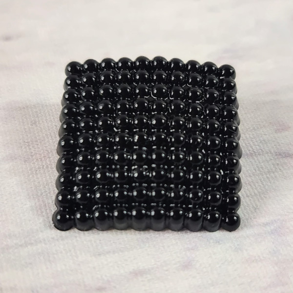 1 Knopf | Kunststoff | Öse | ca. 25mm x 25mm | by me | schwarz