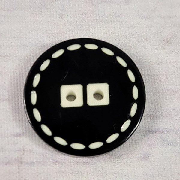 1 Knopf | Kunststoff | 2-Loch | ca. 25mm | stitch | schwarz/creme