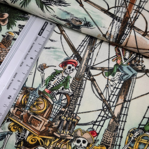 Baumwolle | bedruckt | Alexander Henry Fabrics | pirat skull | bunt