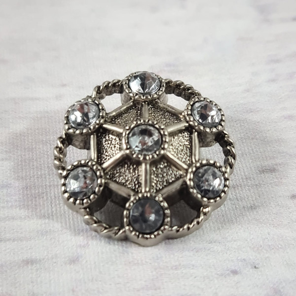 1 Knopf | Kunststoff | Öse | ca. 30mm | sun | silber mit Strass