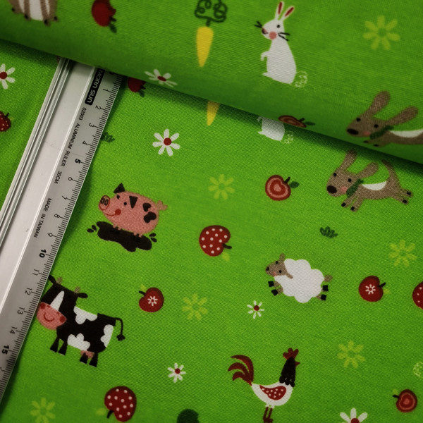 Canvas | Baumwolle | bedruckt | Farmtiere | grün