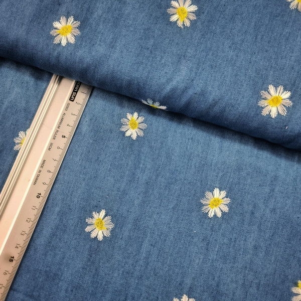 Sommer - Jeans | bestickt | Blumen | jeansblau