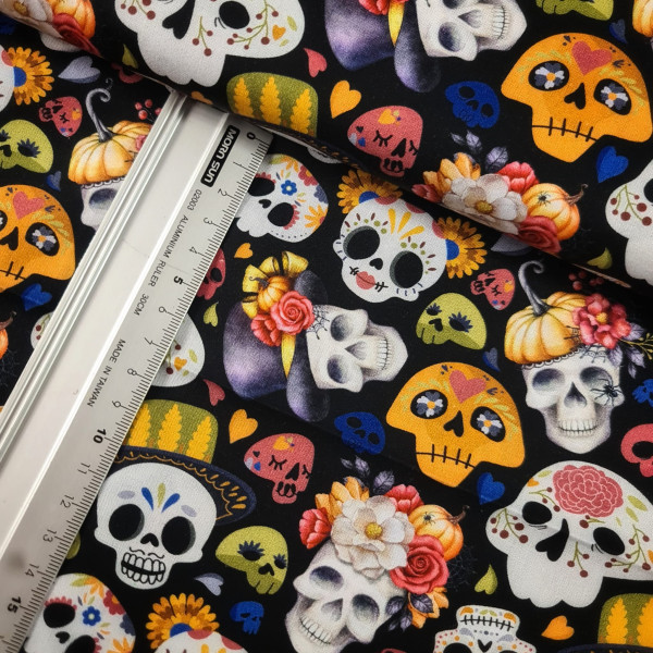 Baumwolle | bedruckt | Skulls | schwarz/bunt