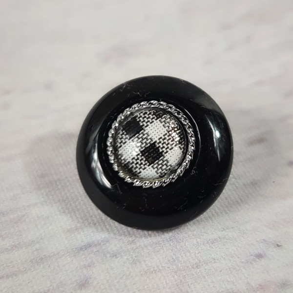 1 Knopf | Kunststoff | Öse | ca. 20mm | check | schwarz