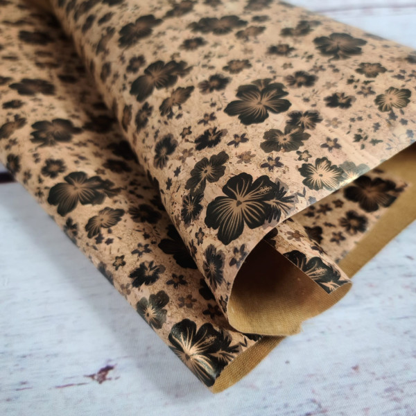 Kork - Stück | ca. 50 x 65 cm | goldene Blumen