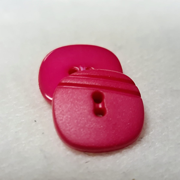 1 Knopf | Kunststoff | 2-Loch | noble | ca. 18 mm | pink