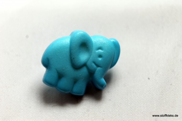 Knopf | Kunststoff | Elefant | hellblau | Öse | 1,6 x 1,3 cm